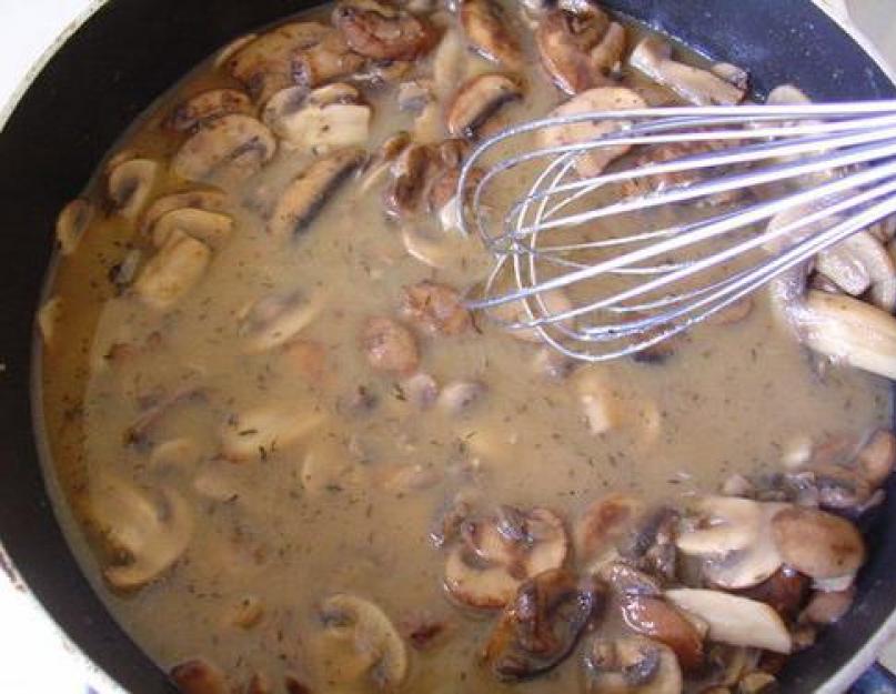 Белый подлив с грибами. Способы приготовления грибного соуса
