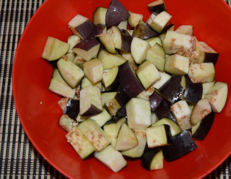 Соте из овощей с кабачками и баклажанами. Овощное соте с баклажанами и кабачками в духовке. С какими блюдами сочетается