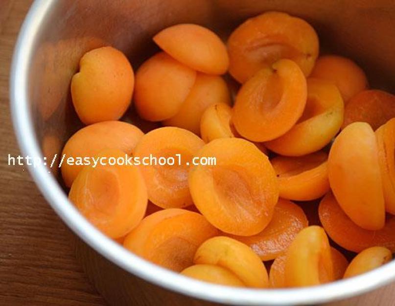 Confiture d'abricots pour l'hiver à la maison.  Confiture d'abricots : recettes avec photos.  Confiture d'abricots dans une mijoteuse.  Confiture d'abricots pour l'hiver.  Les secrets de la confiture d'abricots