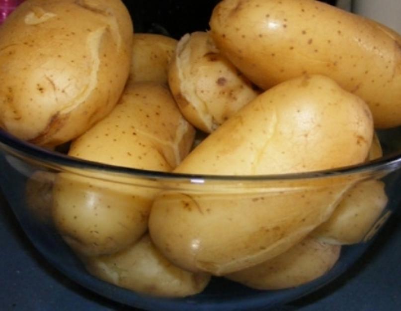 Картофель «в мундире. Вкусный вареный картофель в мундире для салата, запекания и других блюд