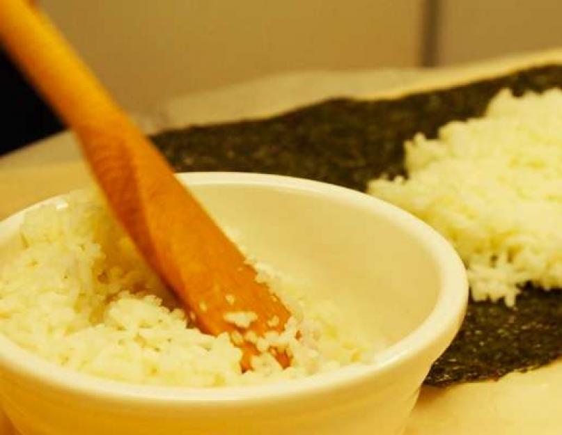 Соус для риса суши из столового уксуса. Чем можно заменить рисовый уксус в роллах и суши? Способен ли его заменить обычный