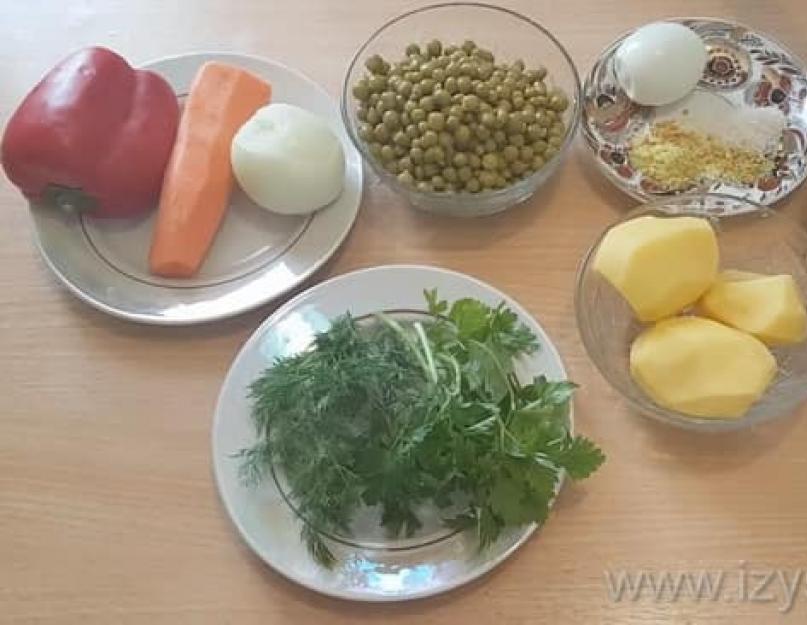 Recette de soupe aux pois à base de pois verts en conserve.  Recette de soupe aux pois verts en conserve