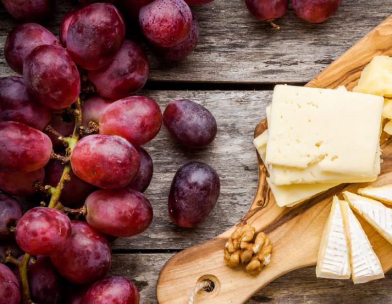 Как приготовить домашний сыр из свернутого молока. Как приготовить сыр