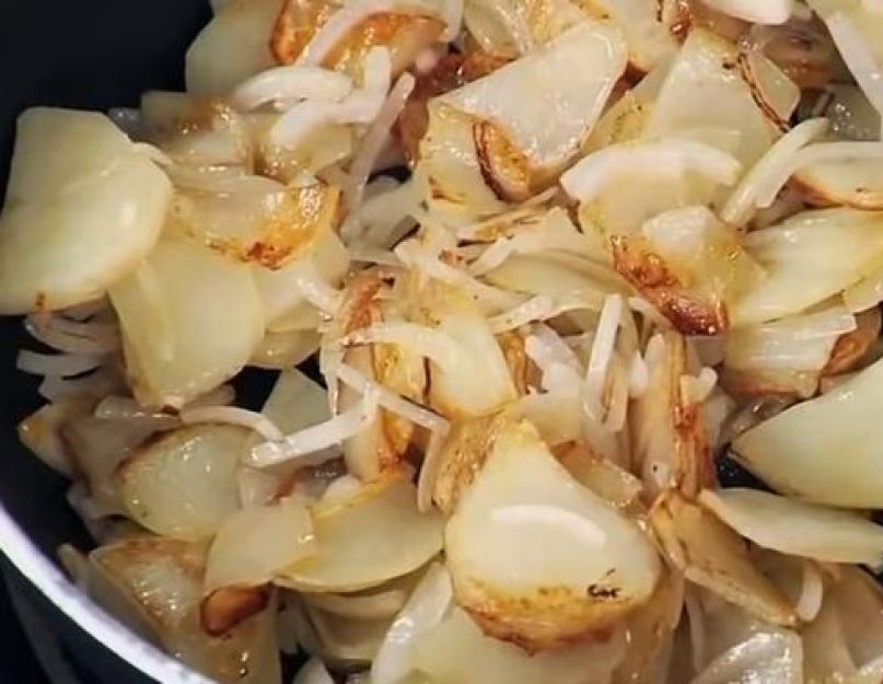 Мелкий картофель жареный. Жареная картошка с золотистой корочкой на сковороде. Рецепты вкусно пожареной картошки