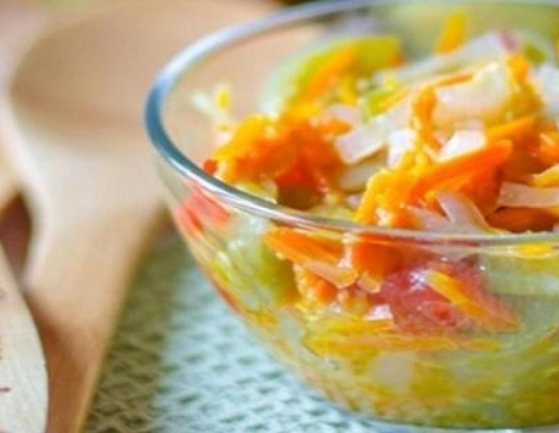 Une salade d'hiver s'appelle un apéritif à la vodka.  Salade originale « Attention, vodka ! »  - une collation classique pour tout alcool