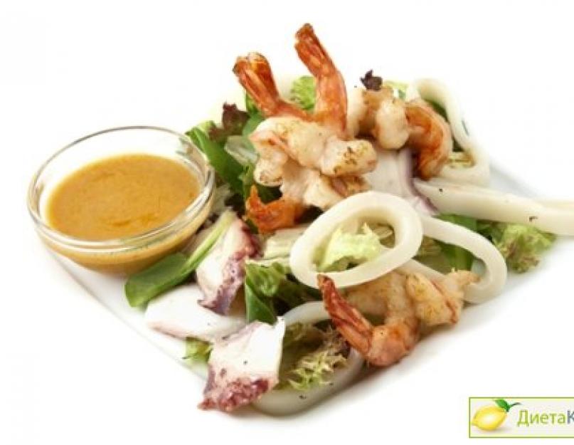 Салат с креветками и кальмарами — проверенные кулинарные рецепты. Как правильно приготовить салат с креветками и кальмарами. Салат с креветками красной рыбой и кальмарами