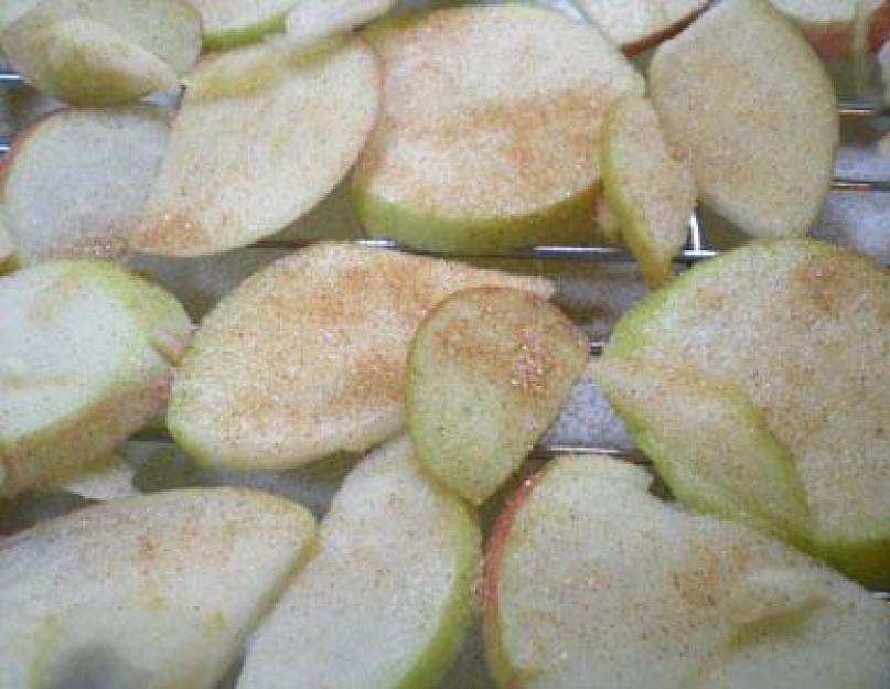 Как правильно готовить печеные яблоки. Как запечь яблоки в духовке
