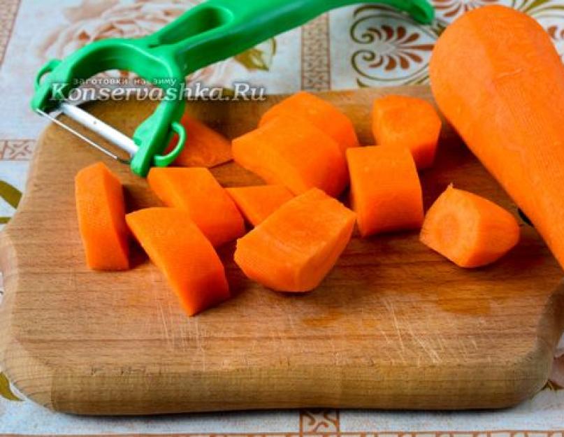 Салат оранжевое чудо на зиму с помидорами. Салат из моркови на зиму. Рецепт с фото
