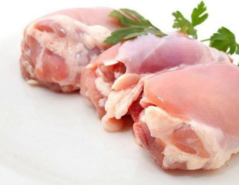 Куриные бедрышки без кожи в духовке. Как вкусно приготовить куриные бедра в духовке