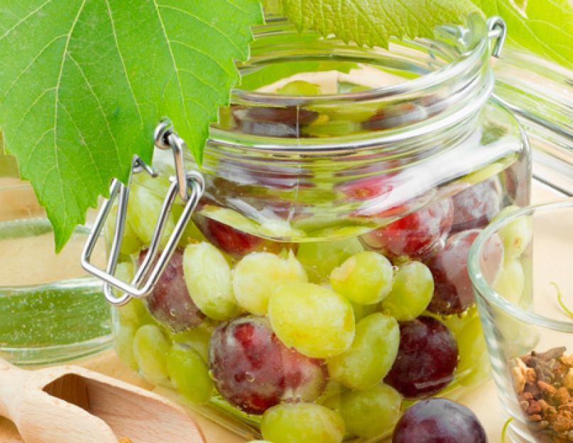Маринованный виноград без стерилизации. Приготовление маринованного винограда на зиму без стерилизации
