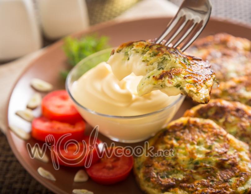 Maionese al formaggio con aglio e zucchine cosa si può fare.  Zucchine fritte con aglio e formaggio.  Video Zucchine al forno con formaggio - deliziose