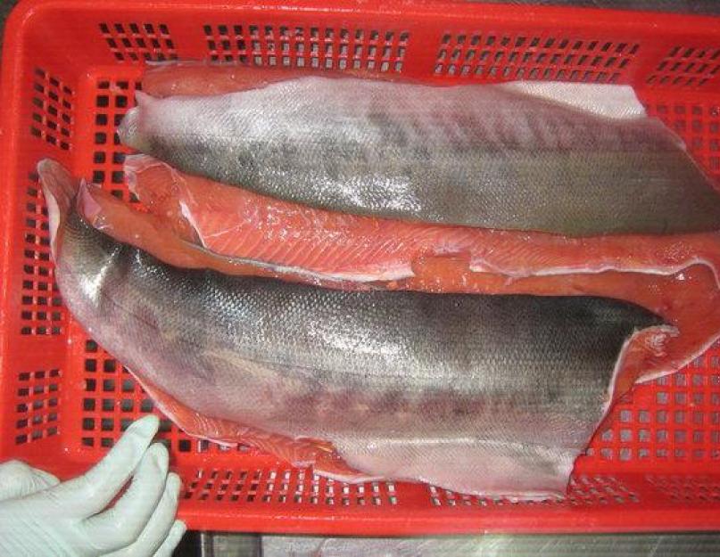 Надо ли мыть кету перед засолкой. Рецепты приготовления красной рыбы: как засолить кету в домашних условиях