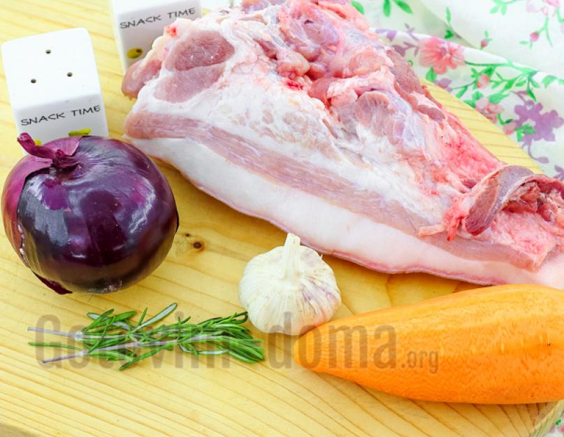 Une recette simple de joue de porc.  Cou de porc cuit au four : les meilleures recettes maison.  Accompagnements de porc au four