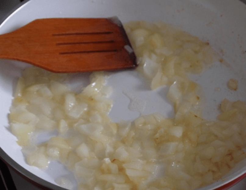 Как приготовить рис с капустой на сковороде. Тушеная капуста с рисом