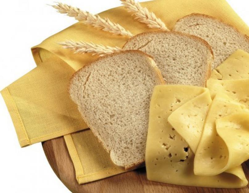 Вред сыра для мужчин. Хлебцы из белого хлеба тонкие. Полезный сыр. Чем полезен сыр. Польза сыра.