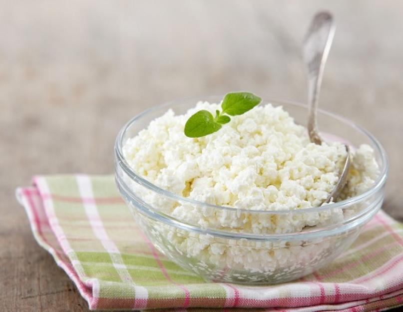 Protéines de lait.  Protéines dans les produits laitiers.  Fromage cottage délicat.  Où se trouvent le plus de protéines ?