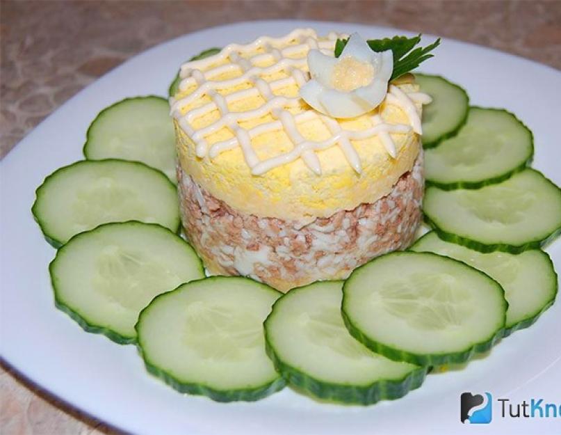 Необычные салаты на новый год. Салат из сыра, фруктов и яиц. Восточные салаты — самое изысканное лакомство