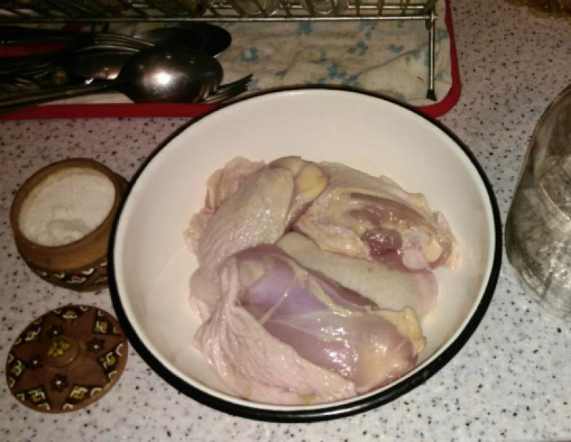 Как вкусно приготовить тушенку из курицы. Готовим тушенку из курицы в духовке на зиму