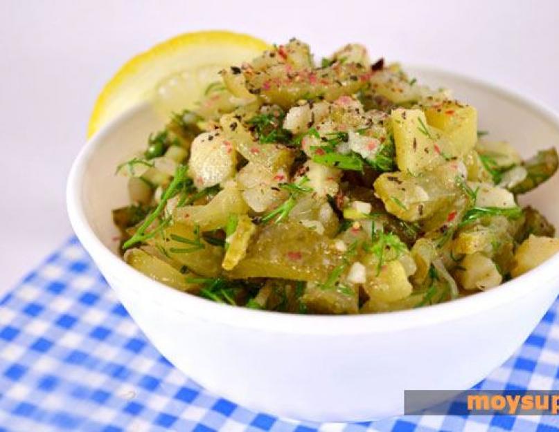 Salade de pommes de terre bouillies et cèpes.  Salade campagnarde aux champignons et pommes de terre – de délicieux souvenirs