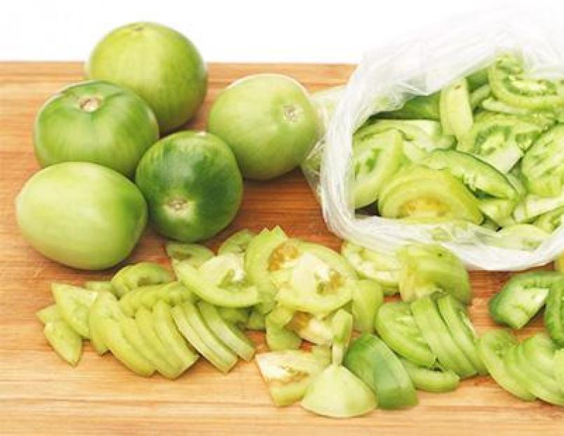 Салат из зеленых помидоров с майонезом. С майонезом в мультиварке. Рецепт маринованных зелёных помидоров с пряностями