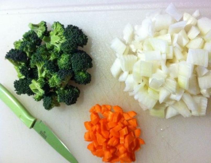 Рис тушеный в мультиварке. Как приготовить замороженные овощи в мультиварке? Рецепт замороженных овощей с рисом в мультиварке