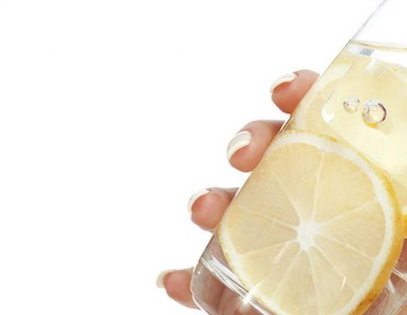 Как приготовить воду с лимоном для похудения. Похудение с помощью лимона. Классический рецепт воды с лимоном