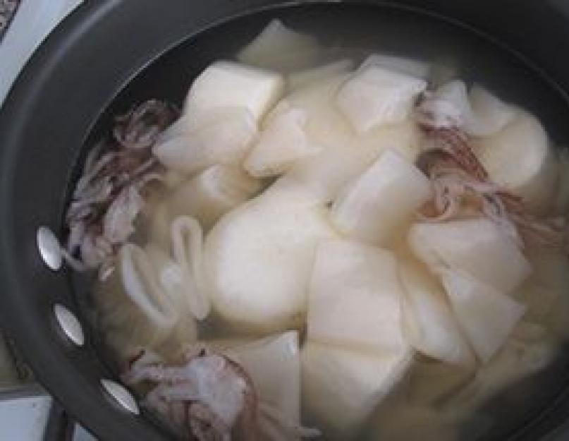 Салат из кальмаров с майонезом по корейски. Как приготовить щупальца кальмара по-корейски? Салат из кальмаров, корейской моркови, ветчины и сыра