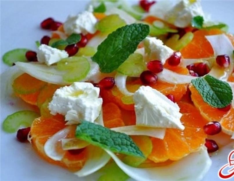 Salade à la feta : recettes.  Salade de viande avec feta et légumes frais.  Salade de fruits à la feta