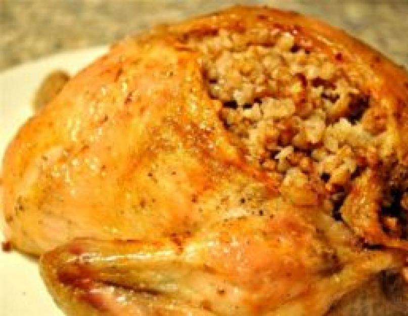 Фаршированная курица в духовке. Фаршированная курица - рецепты пошагово с фото. Как приготовить и чем начинить птицу для запекания в духовке. 