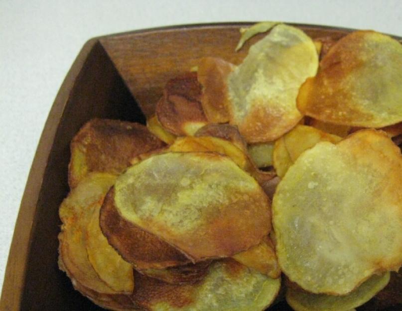 Пожарить чипсы дома из картофеля. Как приготовить домашние чипсы