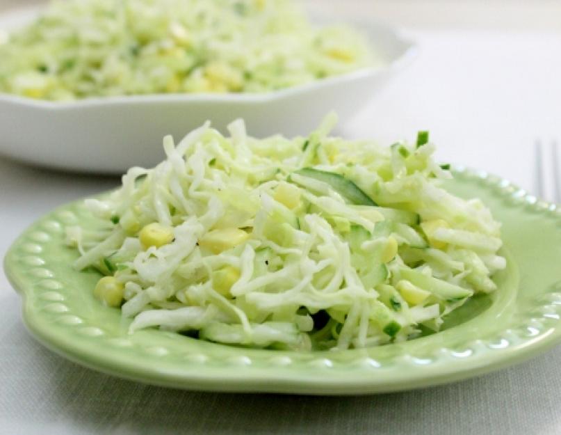 Салат из свежей капусты: рецепты. Салат из свежей капусты. Очень вкусный салат с консервированной кукурузой