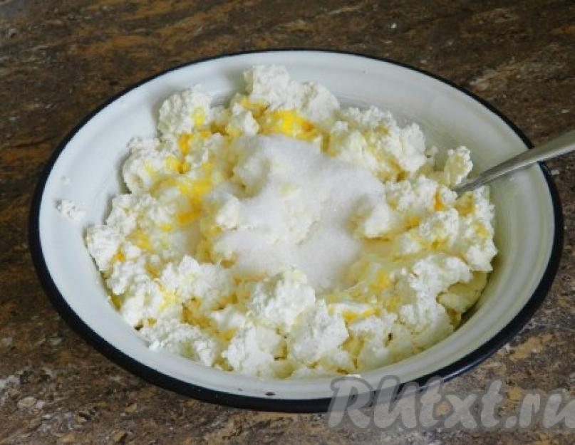 Как приготовить сырники творожные. Вкусные рецепты сырников из творога: полезный завтрак на каждый день. Из чего готовить сырники