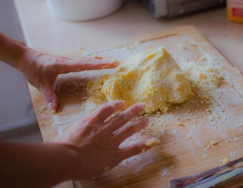 Как быстро дома сделать слоеное тесто рецепты. Слоеное тесто быстрого приготовления в домашних условиях