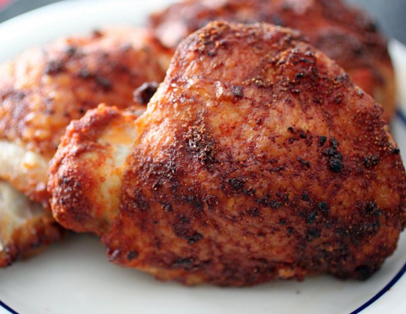 На каком масле лучше жарить курицу. Как жарить курицу на сковороде