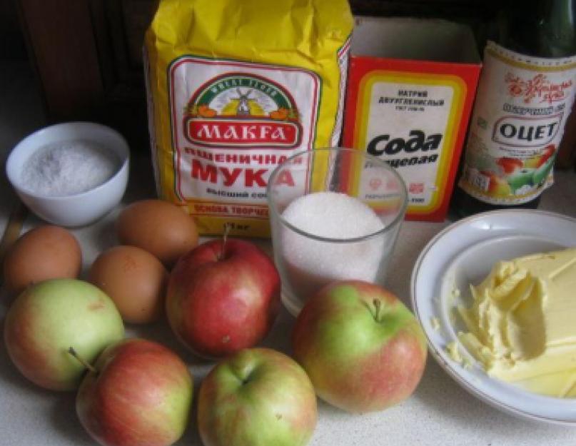 Приготовление шарлотки с яблоками в мультиварке редмонд. Как приготовить очень вкусную шарлотку с яблоками в мультиварке редмонд, поларис, панасоник, борк. Испанская с миндалем и ромом