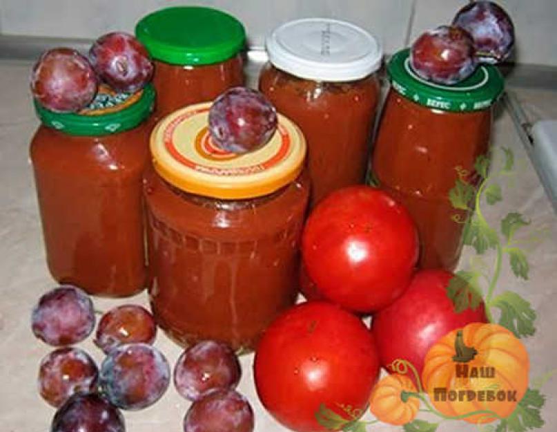 Как сделать кетчуп из томатов и слив. Подчеркнуть вкус блюда: кетчуп из слив. Процесс перетирания овощей и фруктов
