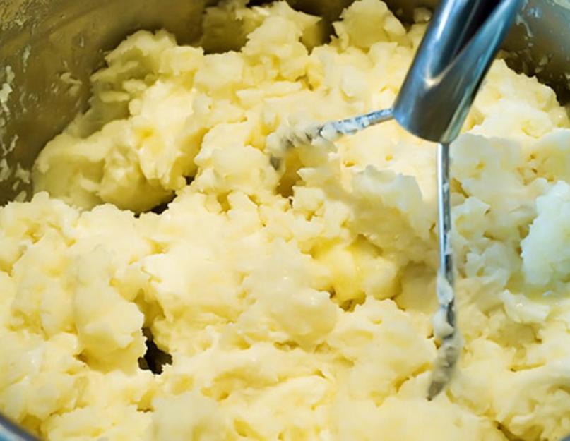 Калории в пюре. Картофельное пюре с молочным вкусом: рецепт приготовления. Овощная, грибная и мясная подливы к картофелю: способ приготовления и калорийность