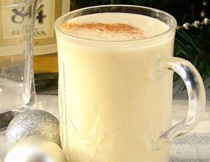 Эгг ног алкогольный рецепт. Рождественский яичный коктейль — Эгг Ног