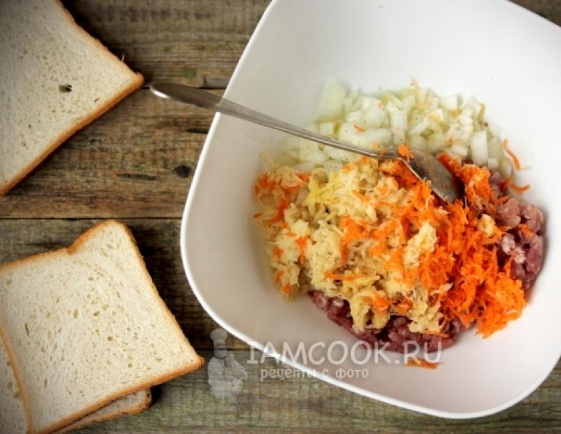 Faites frire les sandwichs chauds avec la garniture.  Sandwichs chauds à la poêle : recettes avec photos.  Sandwichs à l'oignon et à l'œuf dans une poêle