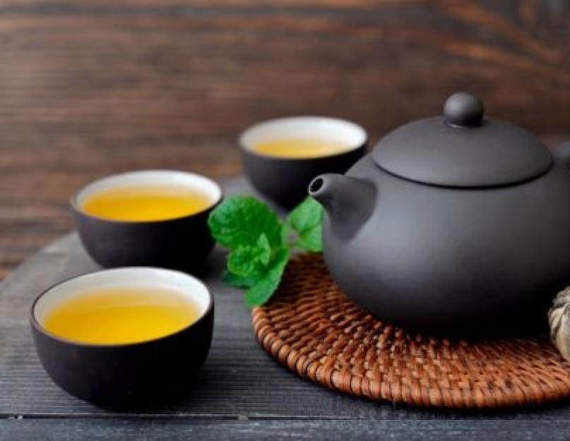 Сколько грамм чая можно пить в день. Сколько можно пить чая в день? Чайные ингредиенты, влияющие на организм человека