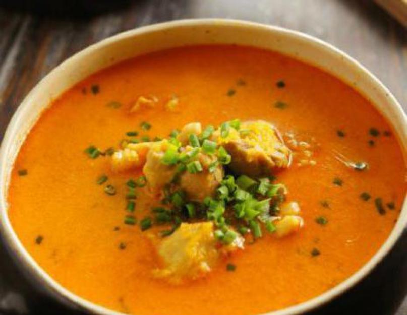 Recettes de soupe de potiron en purée au poulet.  Soupe de purée de potiron au poulet.  Recette avec photos étape par étape.  Comment faire une soupe à la crème de potiron avec du poulet