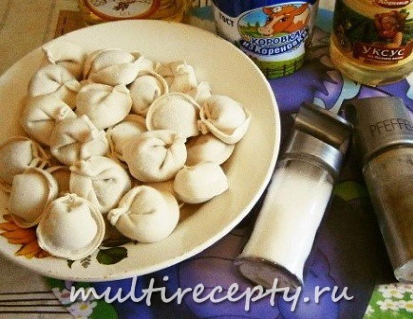 Dumplings dans une mijoteuse - préparer un plat familier avec une touche d'originalité.  Recette de délicieuses boulettes d'une mijoteuse