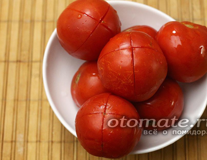 Tomates marinées arméniennes au céleri.  Tomates vertes à la manière arménienne.  Comment préparer la nourriture