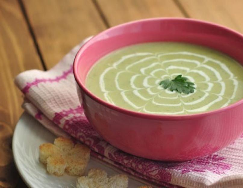Суп из кабачков с чесноком. Суп из кабачков — лучшие рецепты. Как правильно и вкусно приготовить супы из кабачков