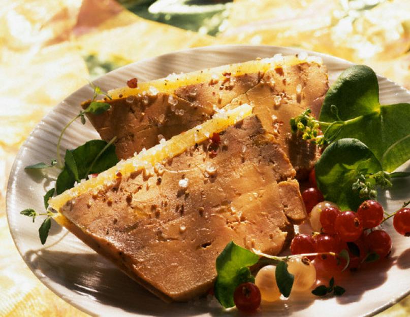 Le pâté de foie en conserve est-il sain ?  Recette de pâté de foie.  Calories, composition chimique et valeur nutritionnelle.  Comment choisir un bon foie de poulet