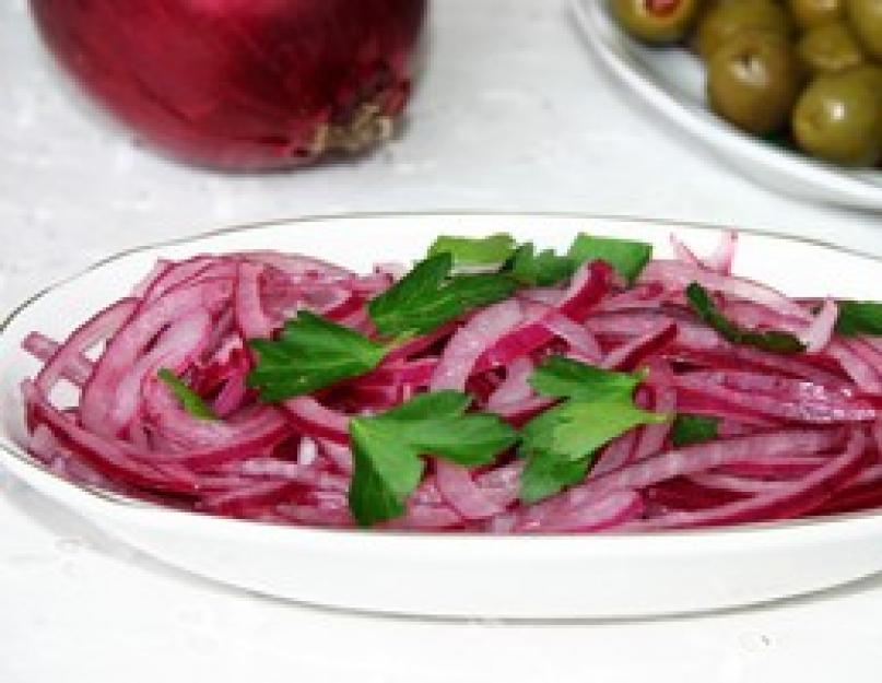Замариновать красный лук для греческого. Салат с маринованным луком и мясом. Три способа использования добавки