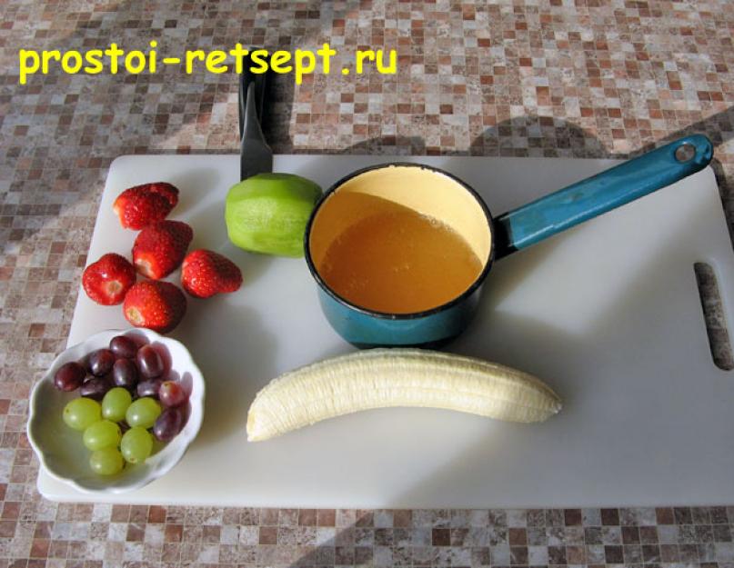 Творожный десерт с желатином и фруктами. Десерт из творога с фруктами