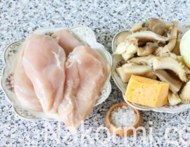 Buste di pollo con formaggio e funghi.  Buste di carne con funghi e formaggio Buste di carne con funghi e formaggio