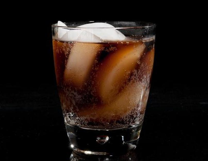 Виски с колой — пропорции и пошаговое приготовление коктейля. Какое спиртное лучше использовать? Если решили, делайте по правилам — пропорции