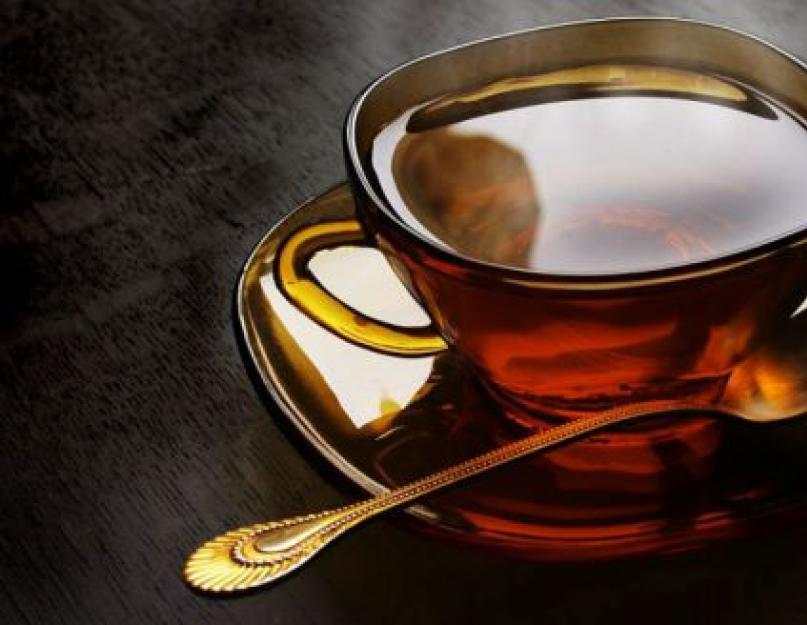 Какой чай пьют больше черный или зеленый. Зеленый или черный чай полезнее. Так какой чай выбрать
